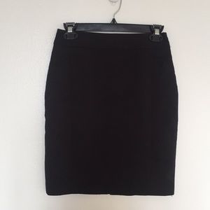 Black pencil business skirt H&M size 4